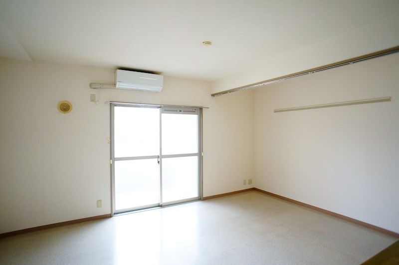 エルシックス ベッドルーム