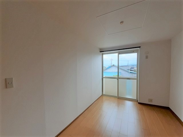 ＢＩＧ　ＡＰＰＬＥ・Ｒ リビング