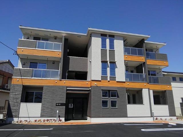 キュウズ・キュウ 302号室 外観