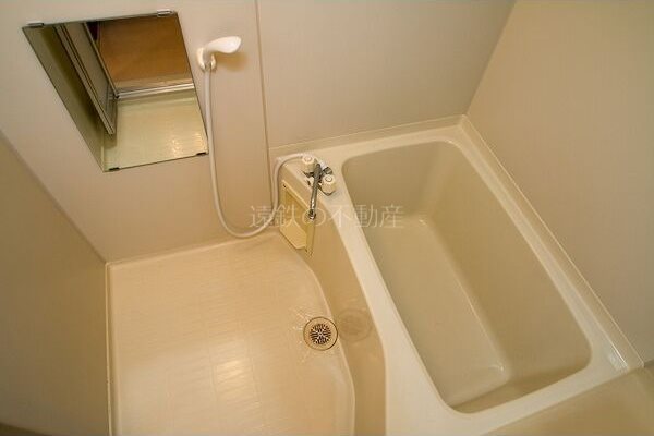 SurplusユーリンB  風呂画像