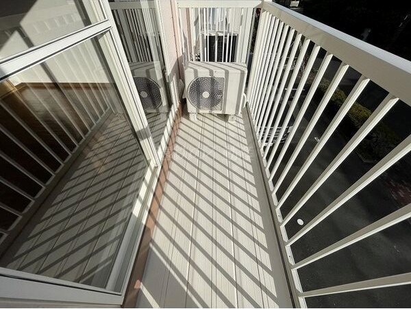 SurplusユーリンB  ベランダ