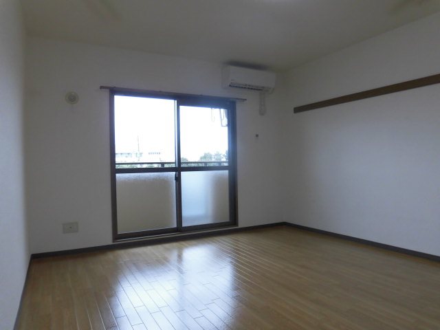 グロワール椿森 リビング