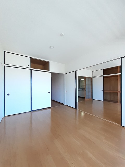 メゾンサワダ ベッドルーム