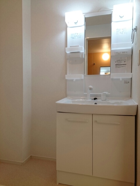 サン・ルーチェⅣ その他2