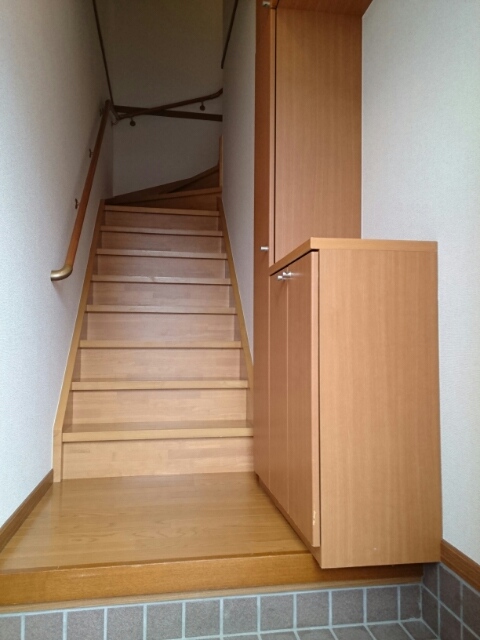 サウスエレガンス　ハギオカ 玄関