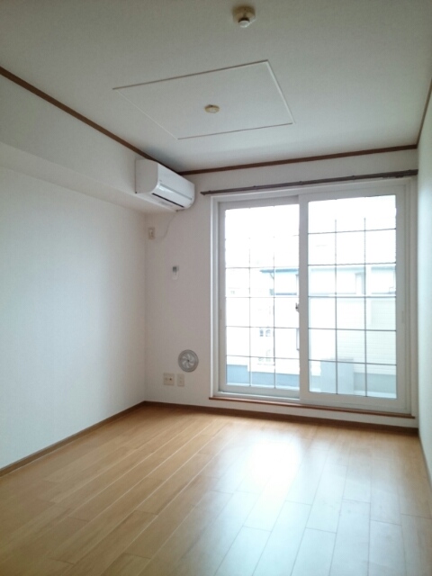 サウスエレガンス　ハギオカ リビング