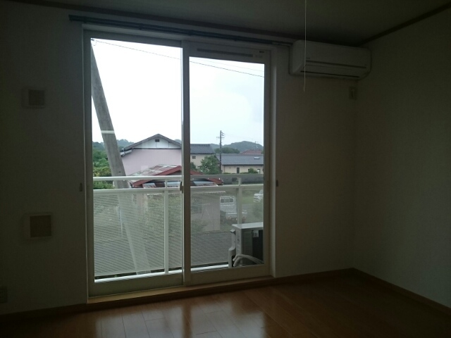 アラヤフラット リビング