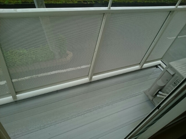 アラヤフラット ベランダ