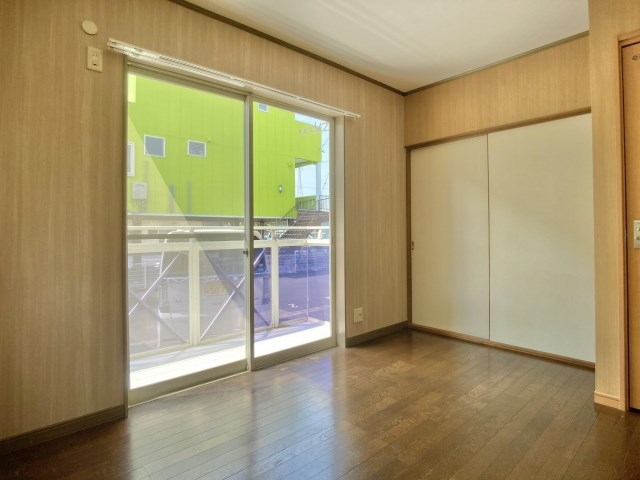 ライラック リビング