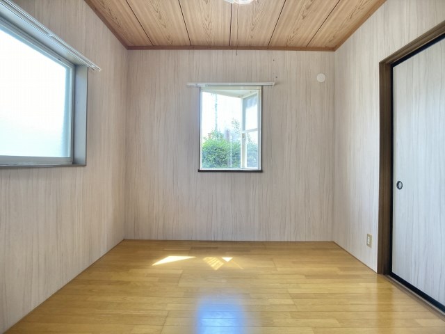 ライラック ベッドルーム