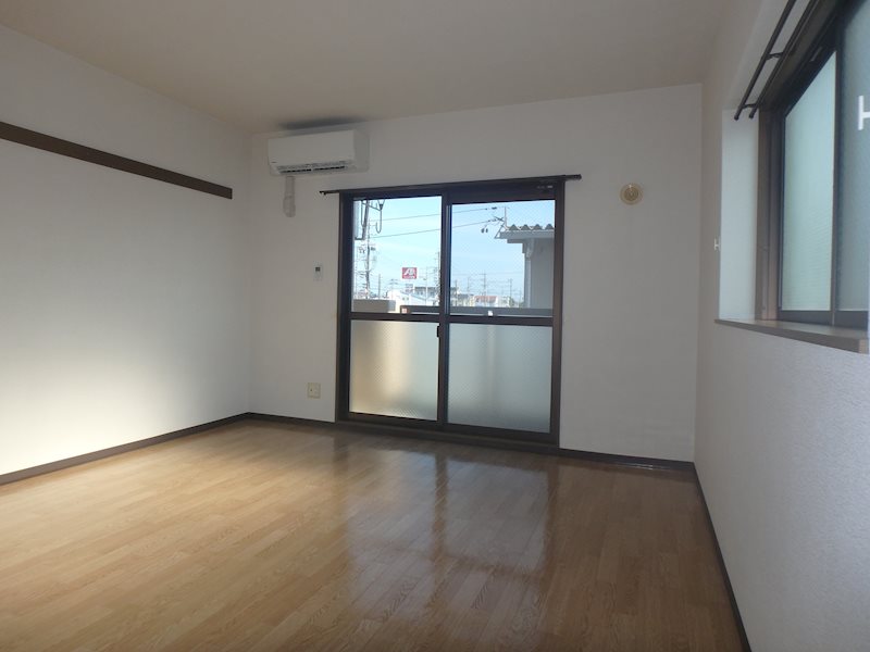 ユートピアマツバラ リビング