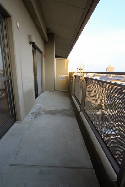 ライ・レ・ローゼ ベランダ