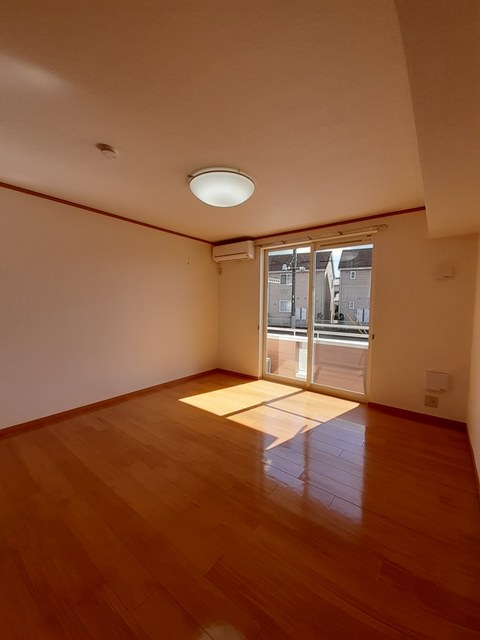 ピュア　ミキ　Ｃ リビング