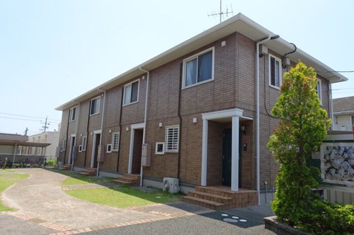 リビングタウン入野 B 103号室 外観