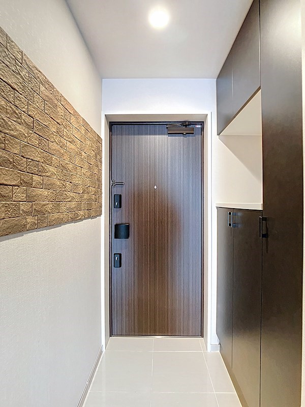 ブライトタウン早出ザ・コート(107) 玄関