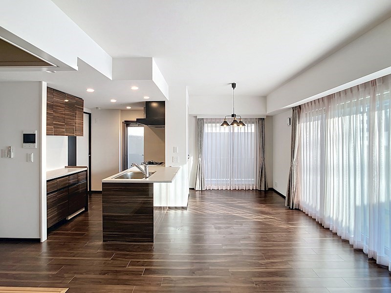 ブライトタウン早出ザ・コート(107) リビング