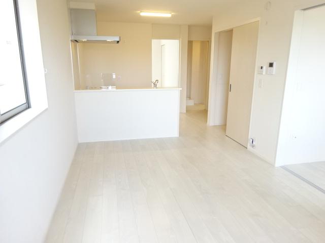 グランパレス浜松半田 リビング