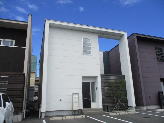 セレスティア 外観