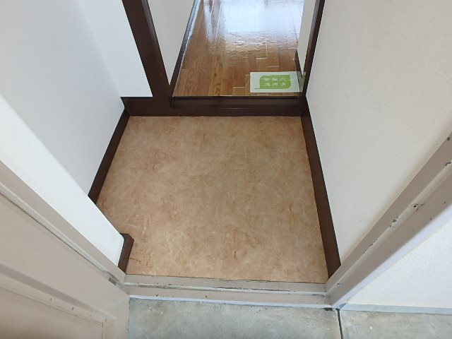 M.Oマンション 玄関