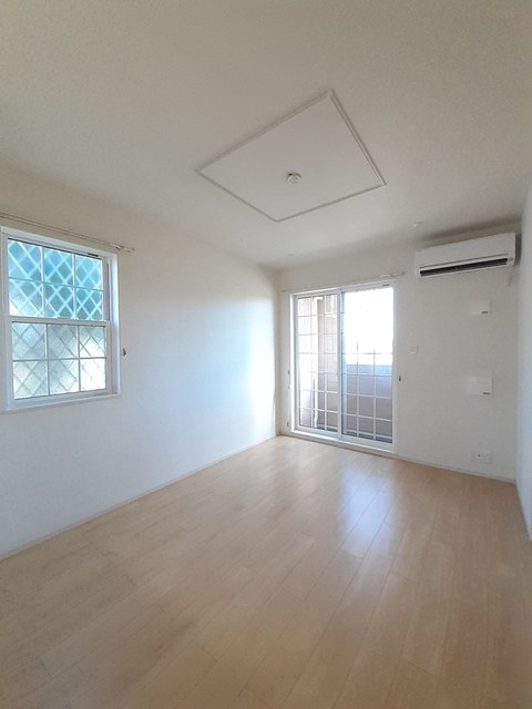 エイコー リビング