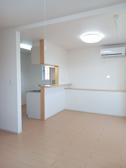 フォルシュ・ミヤ リビング