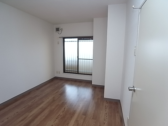 リヴェールセントラルハイツ ベッドルーム