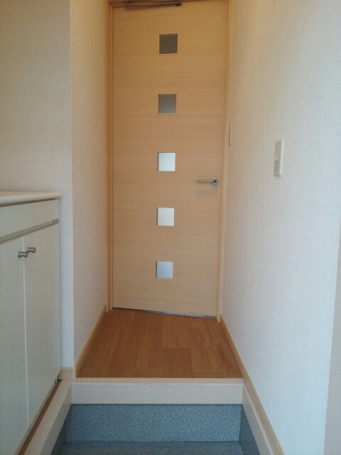 ニューシティＫ 玄関