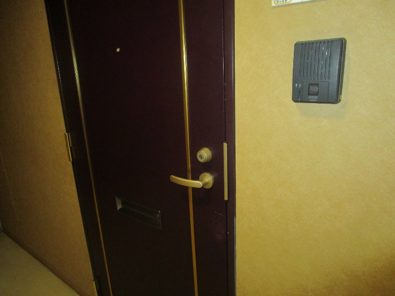 アベニュー山下 玄関