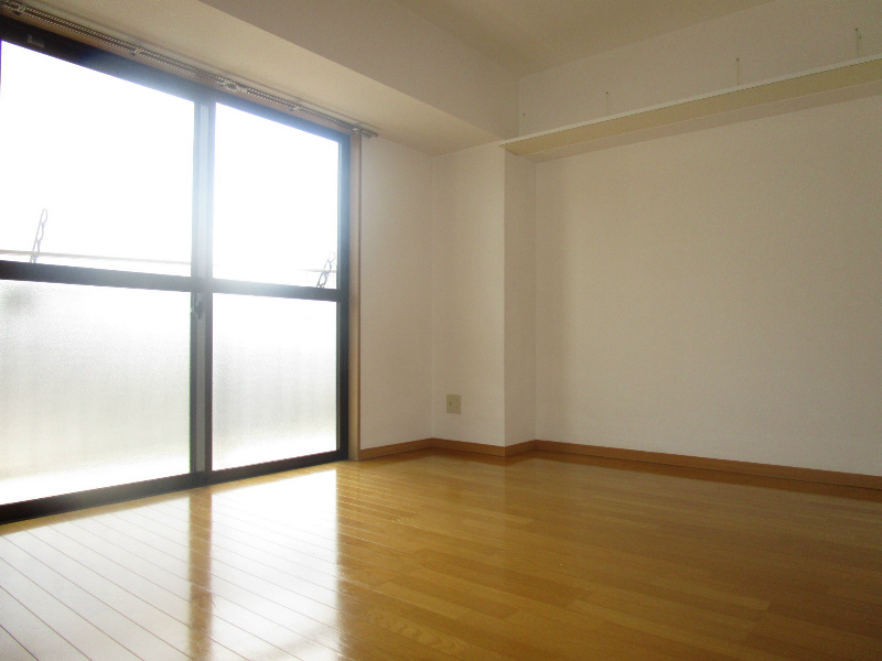 アベニュー山下 リビング