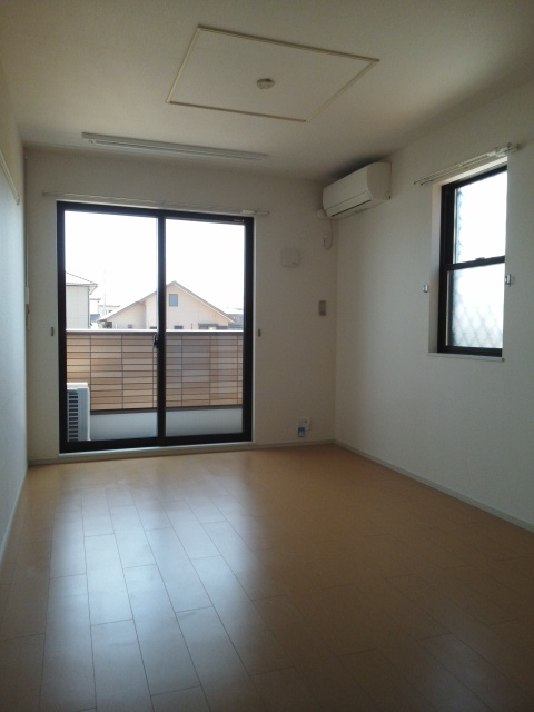 ミルト・アルバーダ・Ｎ　Ａ リビング