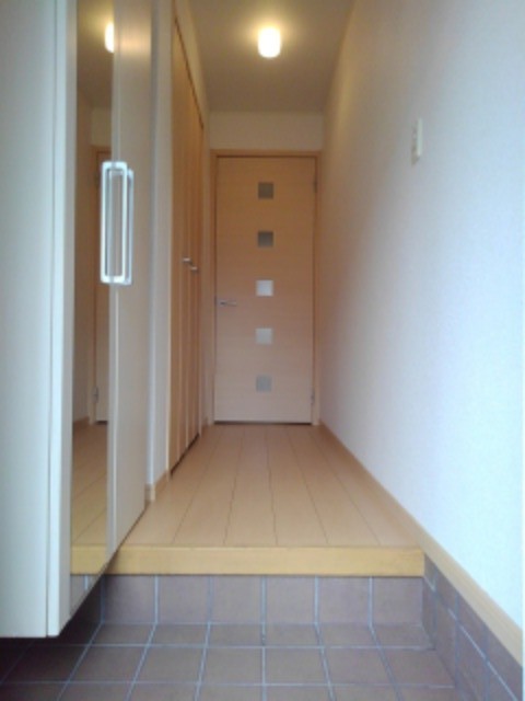 しなの　Ｄ 玄関