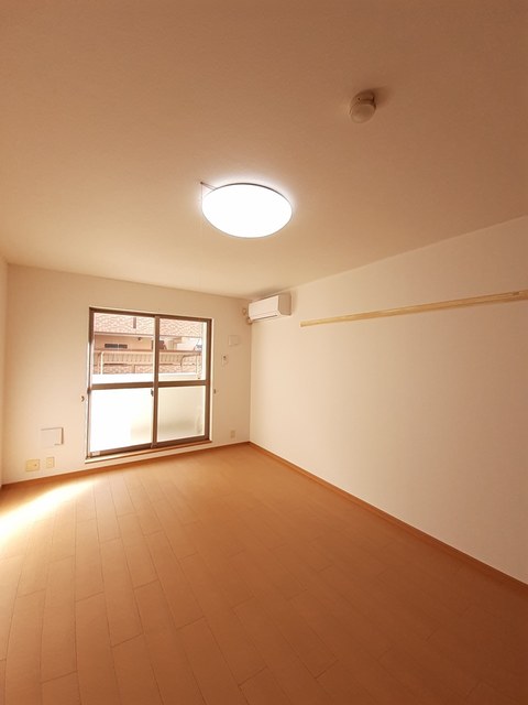 シーガル仁 リビング