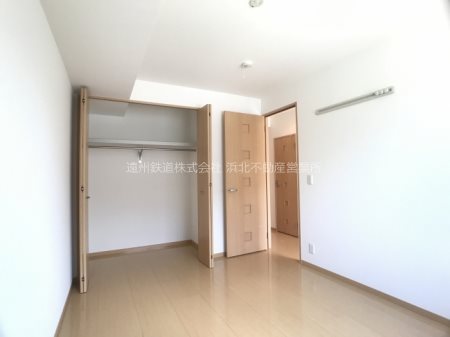 ロイヤルタウン染地台　Ｃ リビング