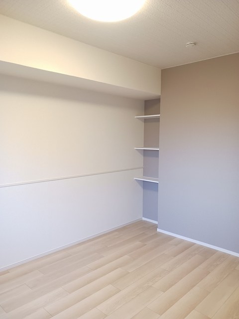 ホワイトルーム恩地 ベッドルーム