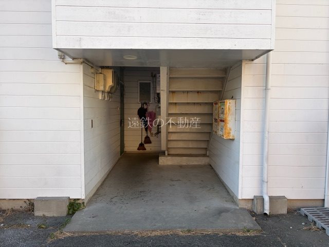 コーポラスしき エントランス