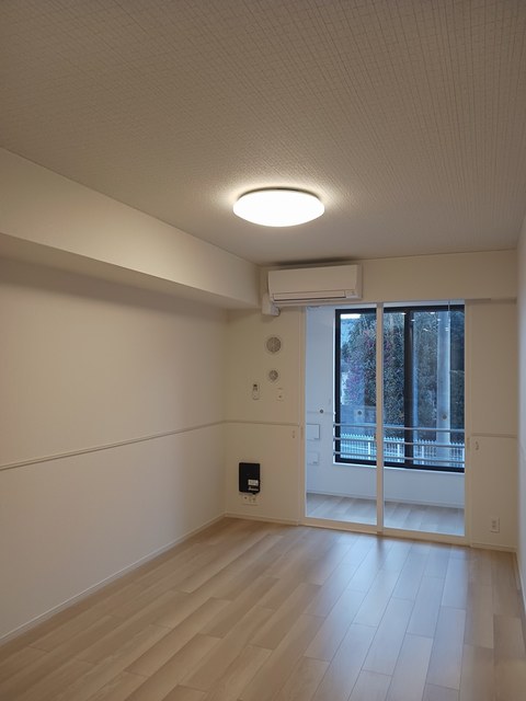 マカスィ リビング