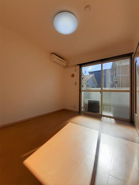 アーバンクリエイト リビング