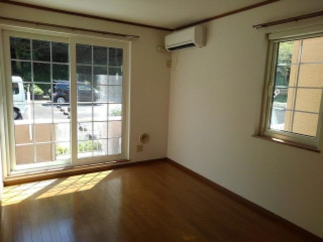 フォーリストガーデン　Ａ リビング