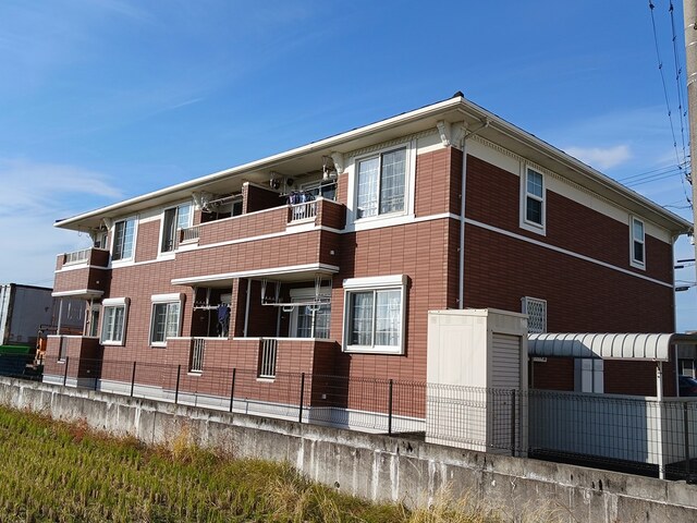 カスタニエン 203号室 外観