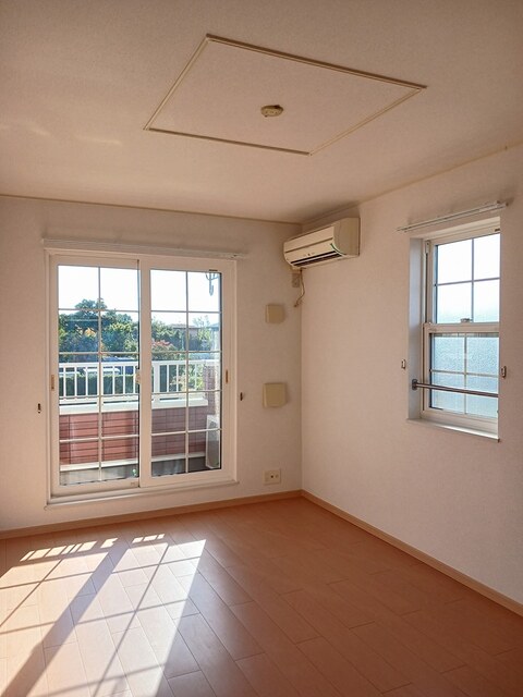 カスタニエン リビング