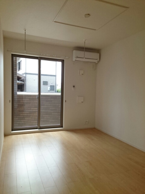 ヒルトップイイダⅡ リビング