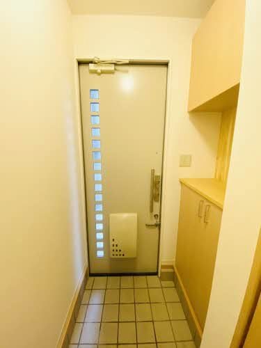 アンシャンテ 玄関