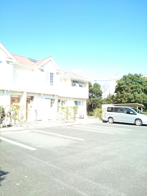 グリーンヒルズ富塚Ｂ 駐車場