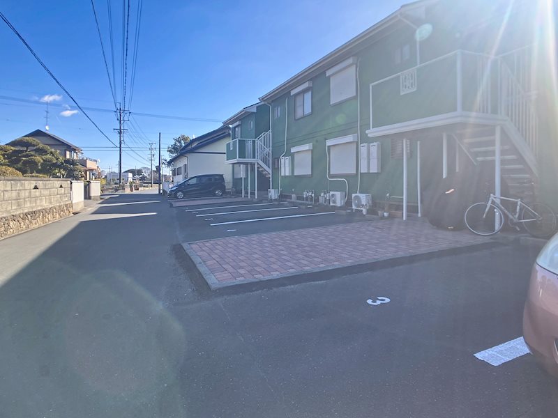 カーサ・ヴェルデ 駐車場