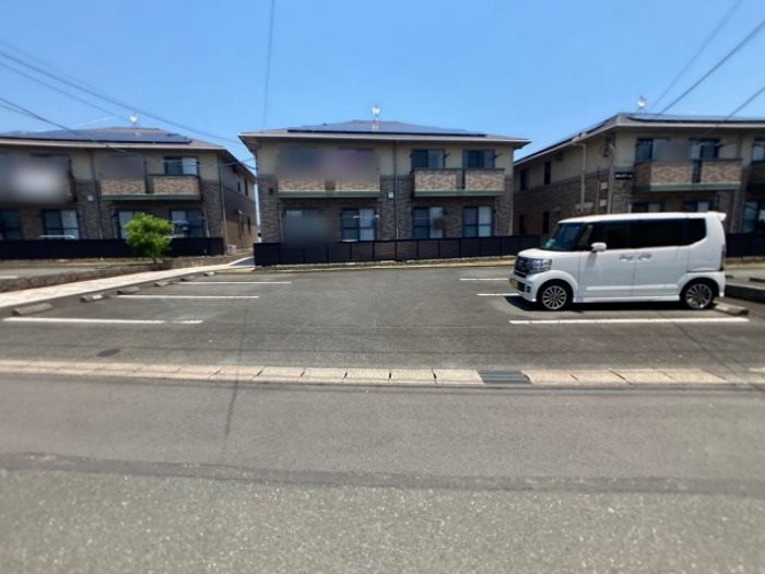 ポワール　Ｂ 駐車場