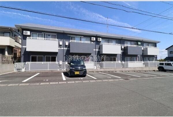 NOBLE RESIDENCE 駐車場