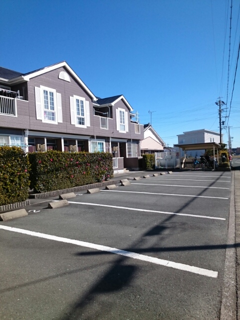 ボヌール 駐車場