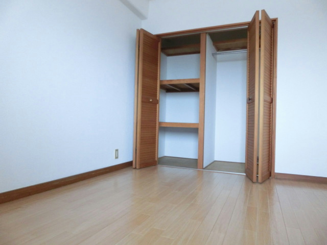 アーバンシティ上浅田 収納