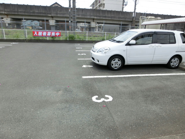 アーバンシティ上浅田 駐車場