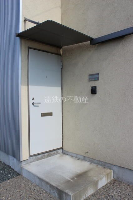 ユニキューブ長溝 エントランス